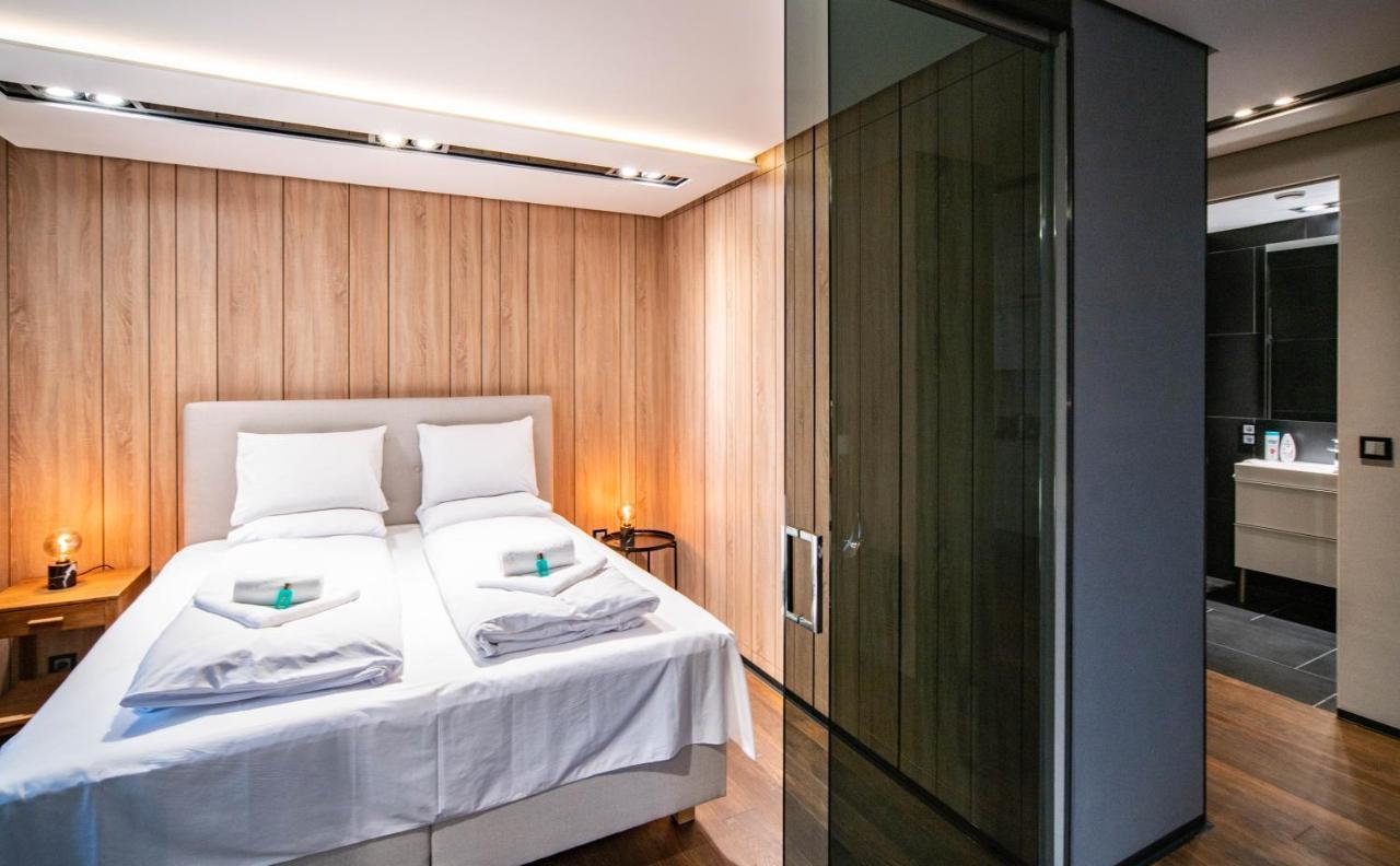Riverside Luxury Panorama Home - Smarttv, Fastwifi ブダペスト エクステリア 写真